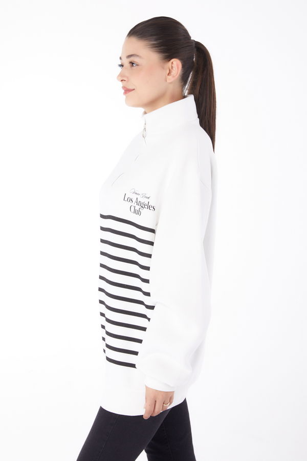 Düz Yarım Balıkçı Yaka Kadın Beyaz Şeritli Sweatshirt - 26185