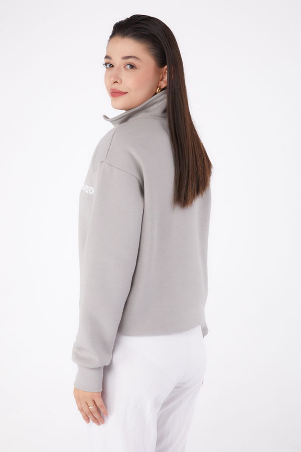 Düz Yarım Balıkçı Yaka Kadın Gri Fermuarlı Sweatshirt - 26368