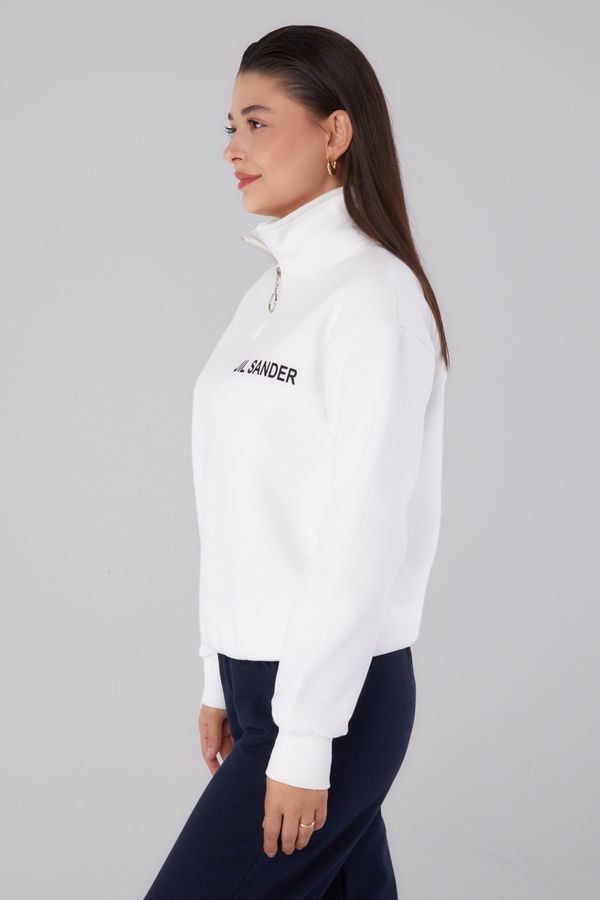 Düz Yarım Balıkçı Yaka Kadın Beyaz Fermuarlı Sweatshirt - 26368 BEYAZ