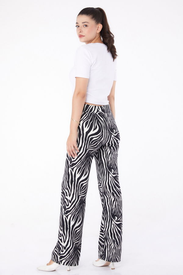 Düz V Yaka Kadın Siyah Zebra Desenli Pantolon - 26210 SİYAH