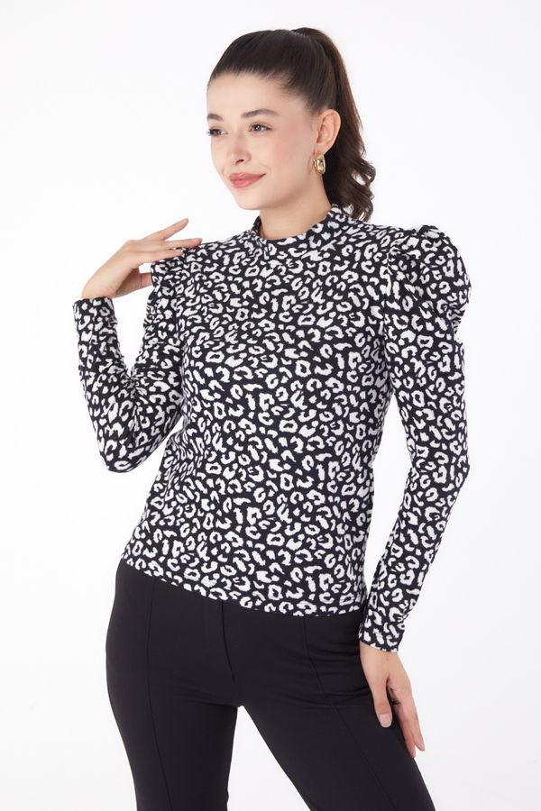 Düz Yarım Balıkçı Yaka Kadın Siyah Leopar Desenli Bluz - 26217
