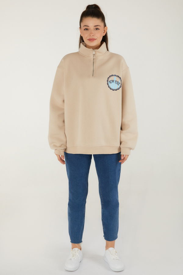 Düz Yarım Balıkçı Yaka Kadın Bej Baskılı Sweatshirt - 26518