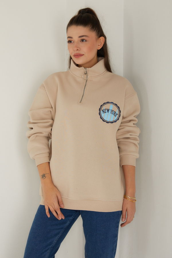Düz Yarım Balıkçı Yaka Kadın Bej Baskılı Sweatshirt - 26518