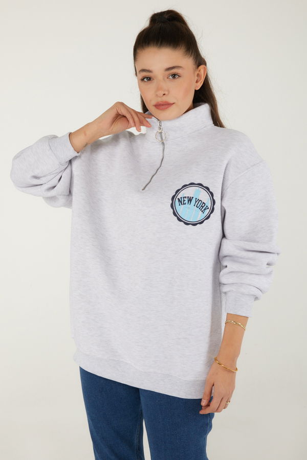 Düz Yarım Balıkçı Yaka Kadın Gri Baskılı Sweatshirt - 26518