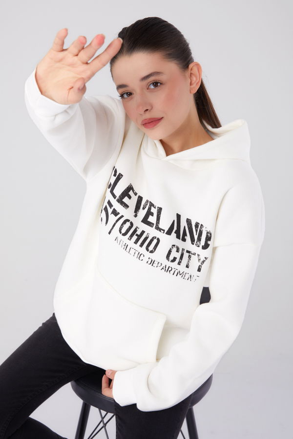 Düz Kapşonlu Yaka Kadın Beyaz Baskılı Sweatshirt - 26383
