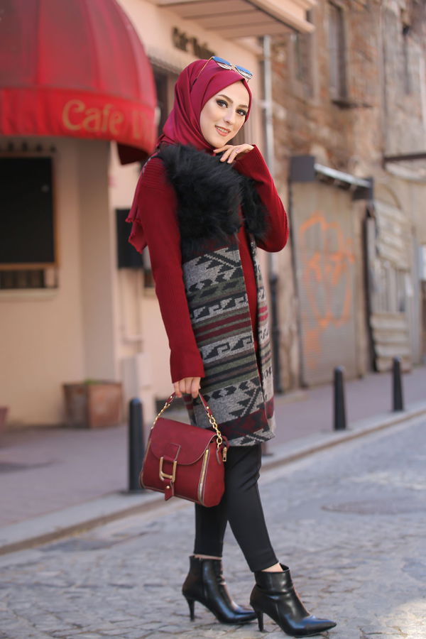 8349 KAŞE KÜRKLÜ YELEK Bej - 8349