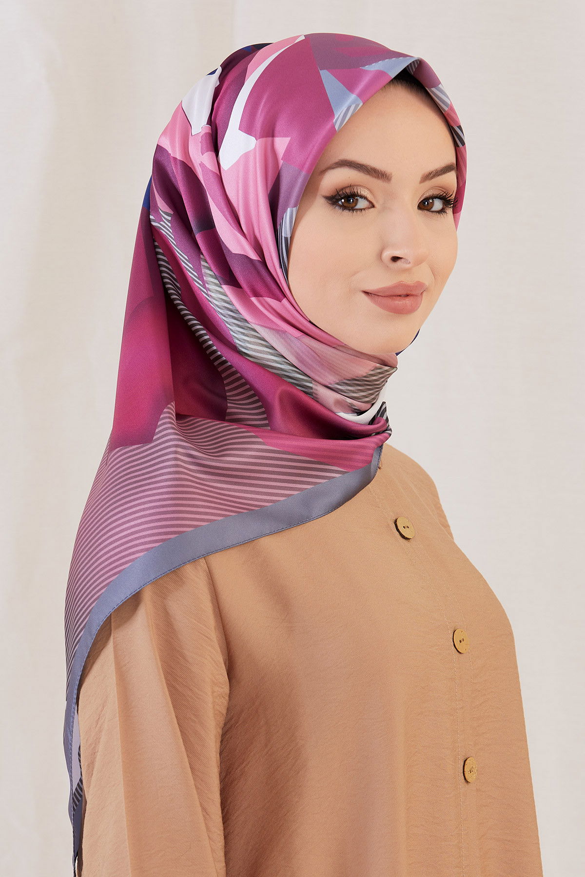 ESARP Gri - 20832 GRİ