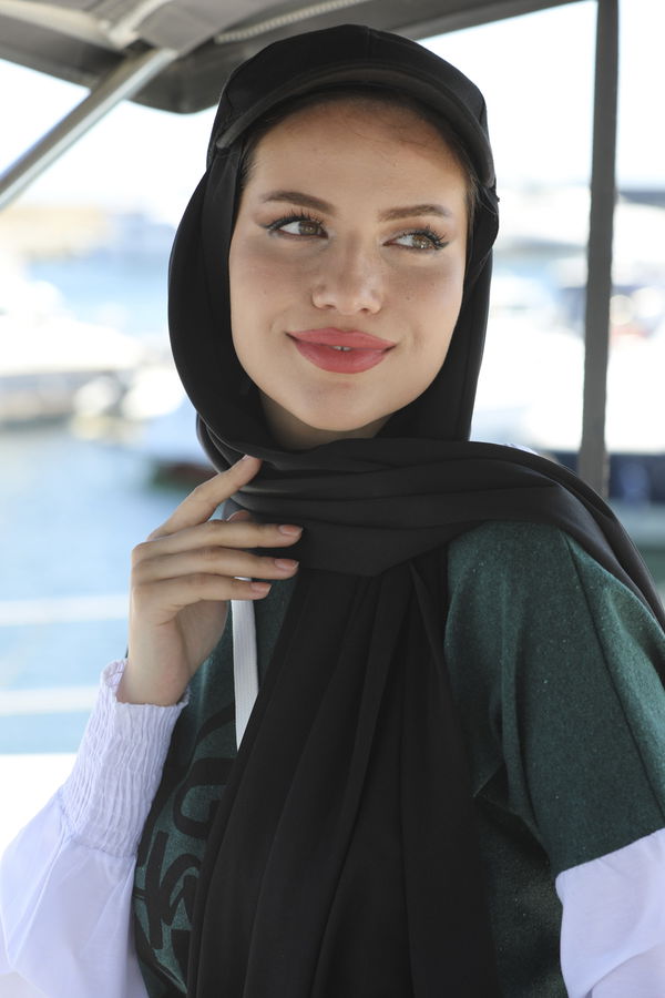 Şapkalı Şal Siyah - 30111