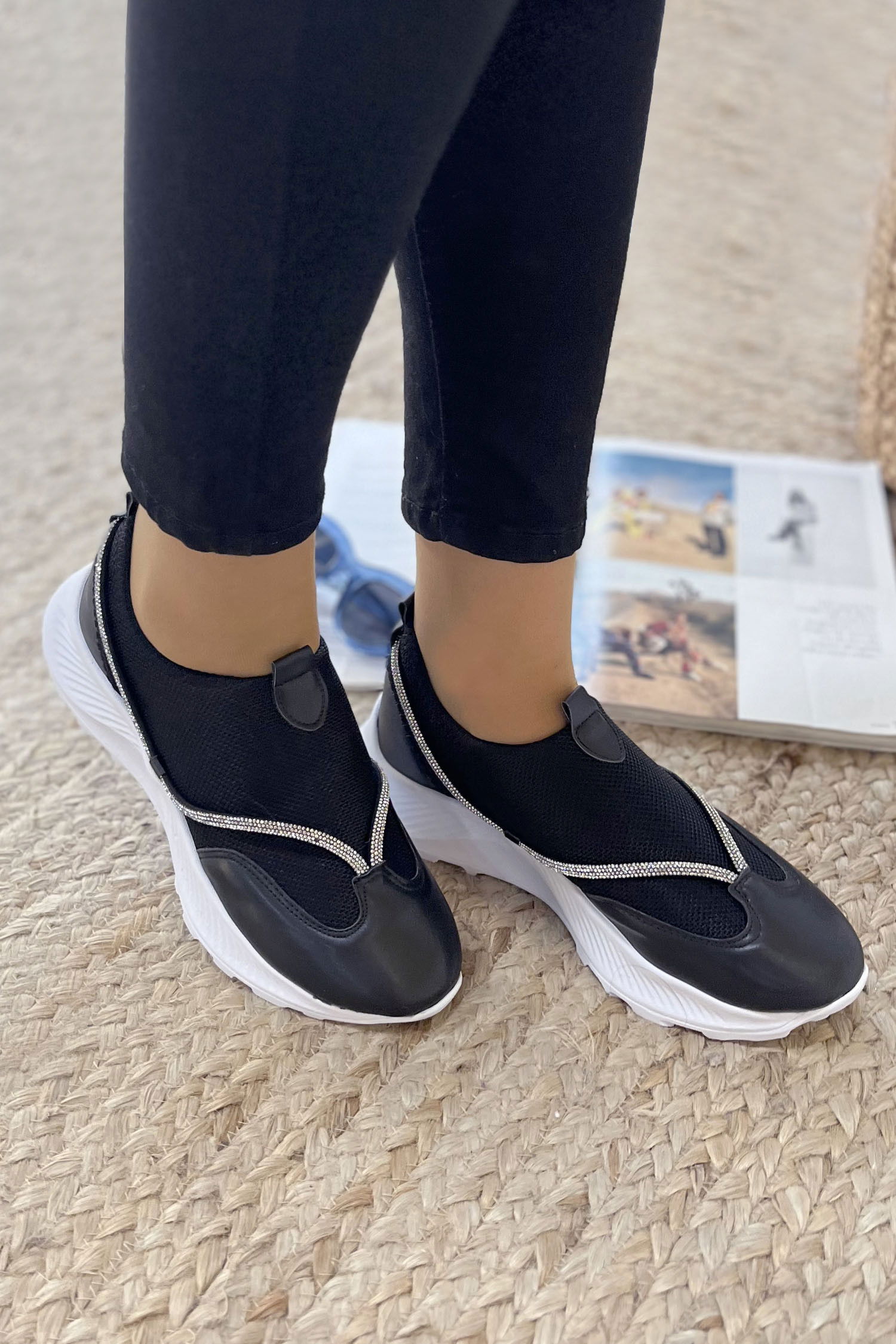 Kadın Siyah Spor Aykkabı - 22057