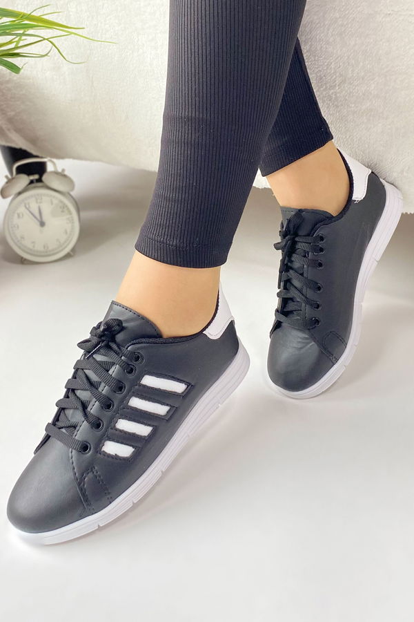 Kadın Siyah Spor Ayakkabı - 22075