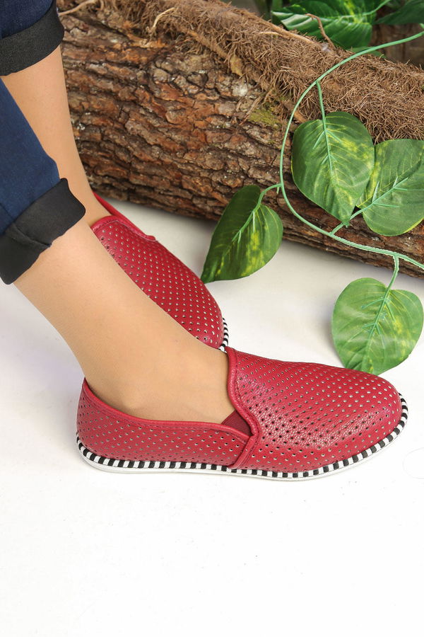 Kadın Bordo Delikli Babet Bordo - 02 7521 - 7521