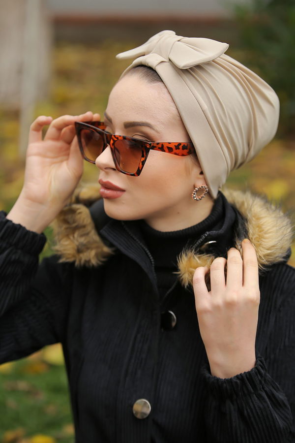 Fiyonklu Bone Siyah Bej - 6847 BEJ