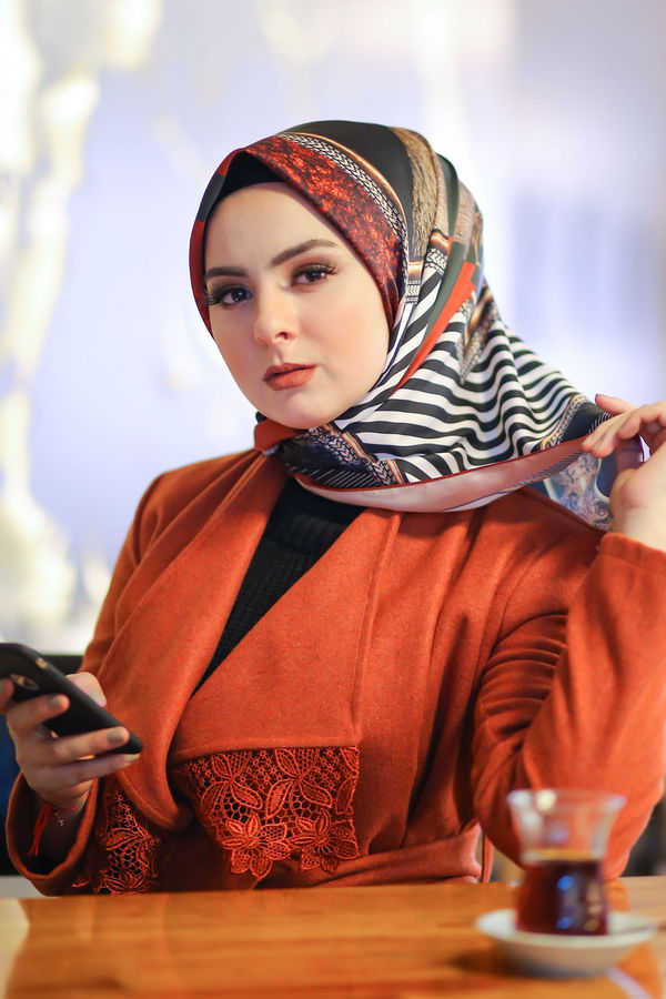 Desenli Şal Siyah Kiremit - 8277