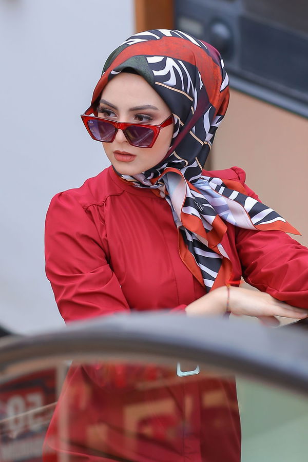 Desenli Şal Siyah  Kiremit - 8276