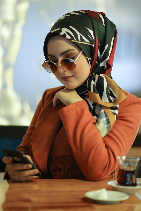 Desenli Şal Siyah  Sarı - 8276