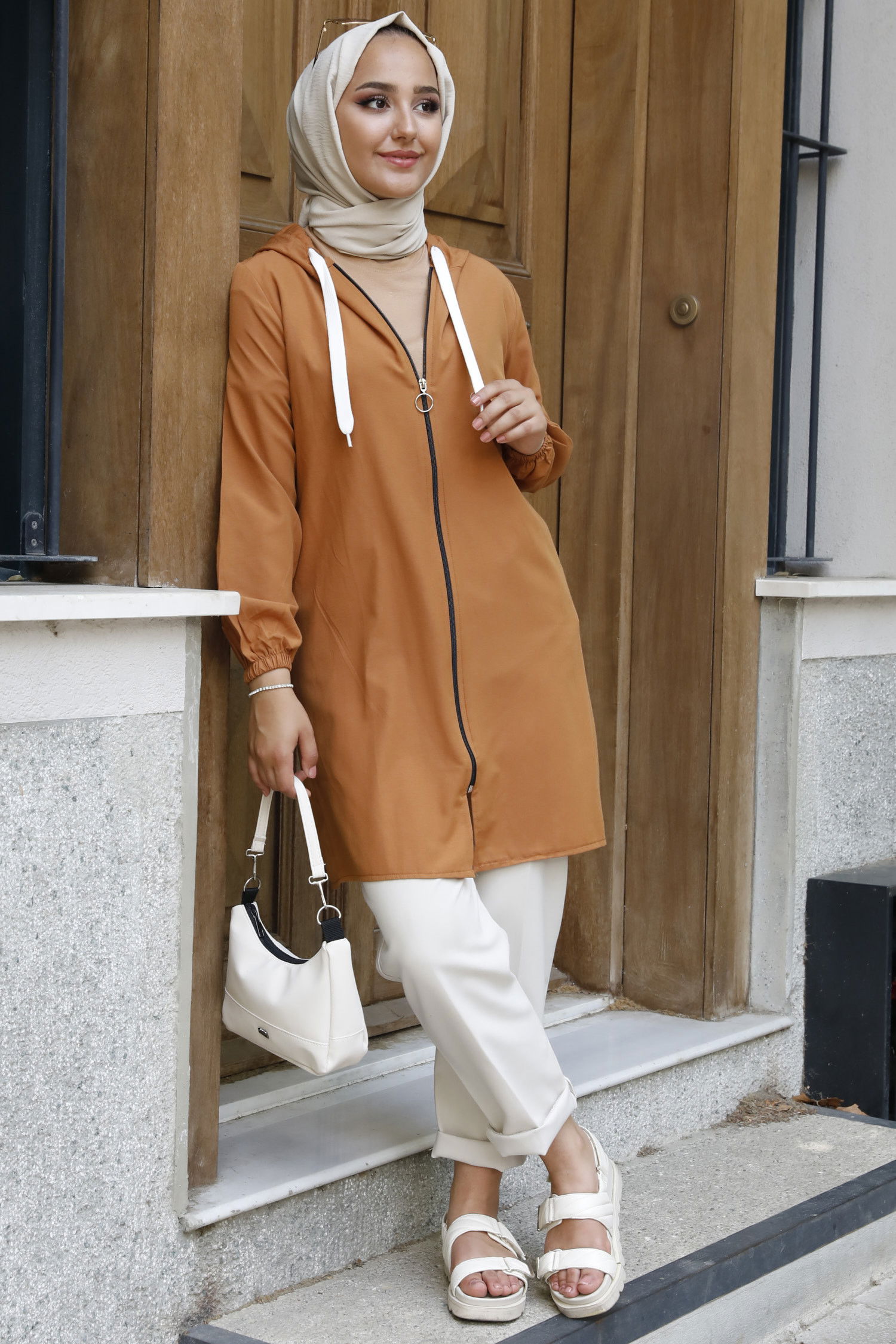 FERMUARLI HIRKA Taba - 3554