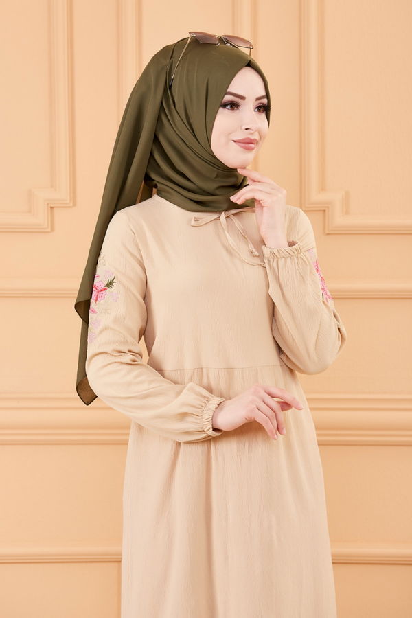 KOL NAKISLI ELBISE Bej - 3596 BEJ