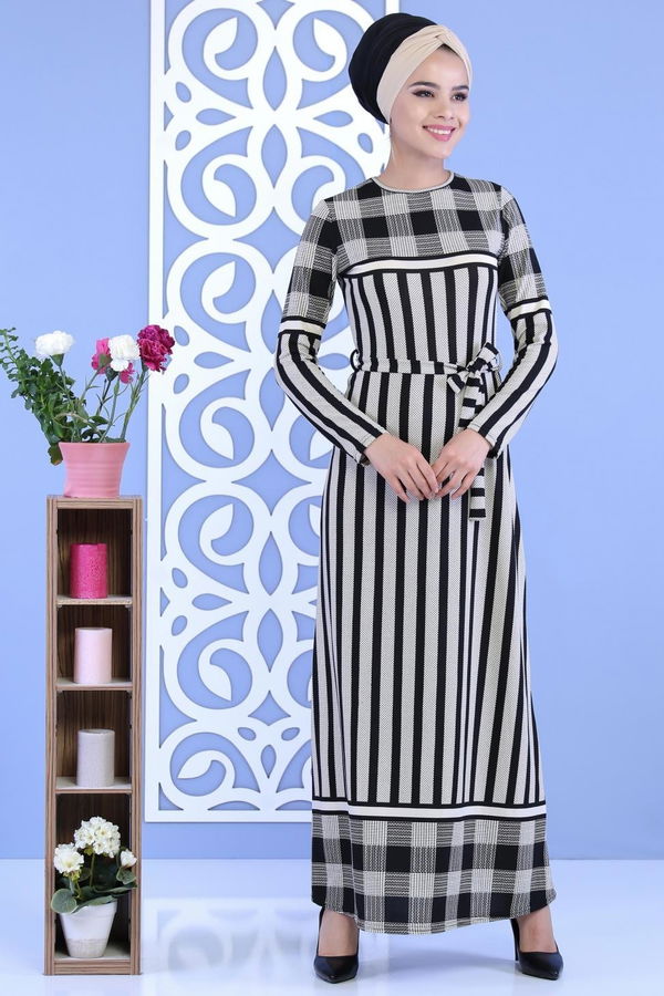 Çizgili Kuşaklı Elbise Siyah - 02 7111 Siyah - 7111