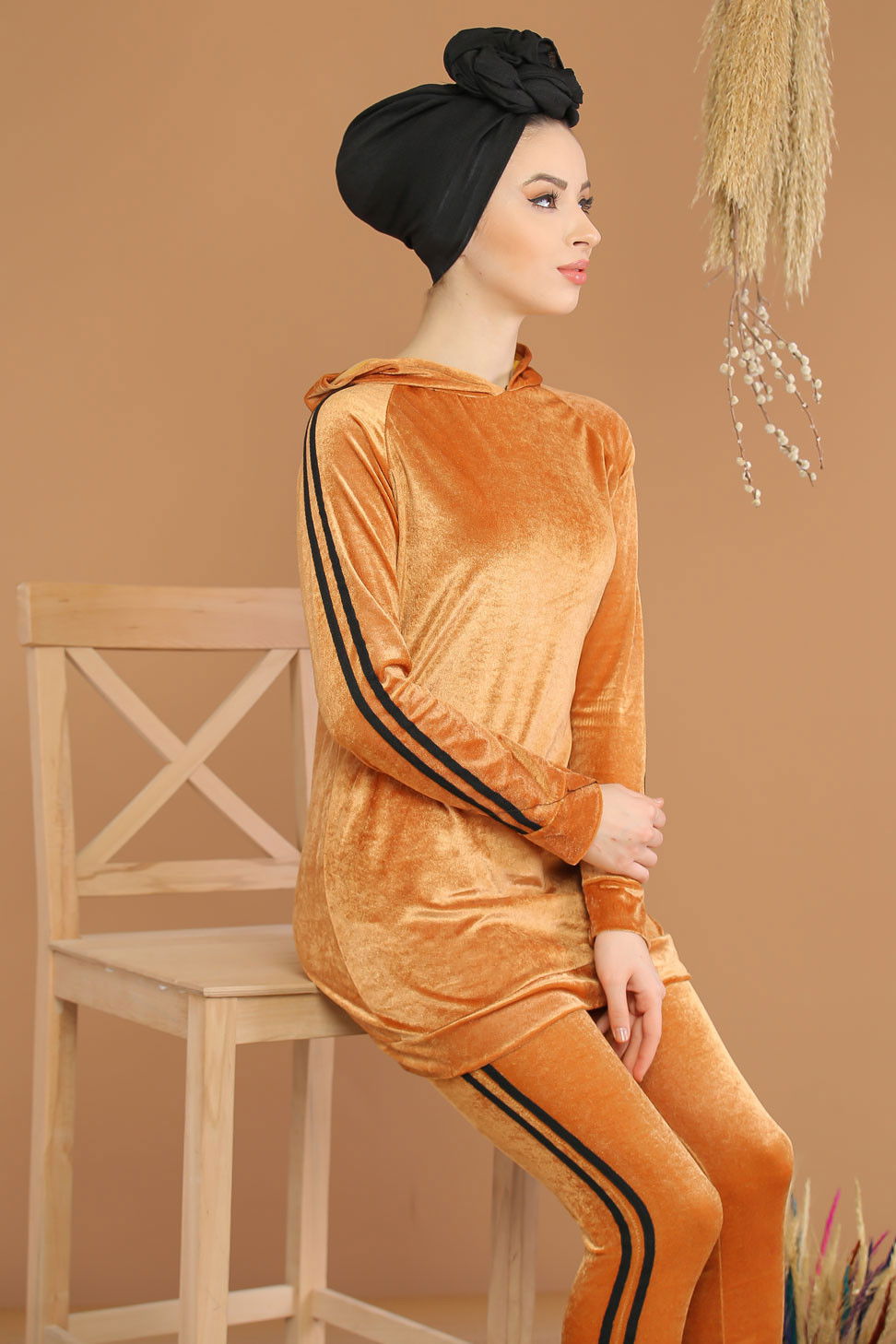 Kadife Tunik Pantolon Siyah  Sarı - 8187 Sarı