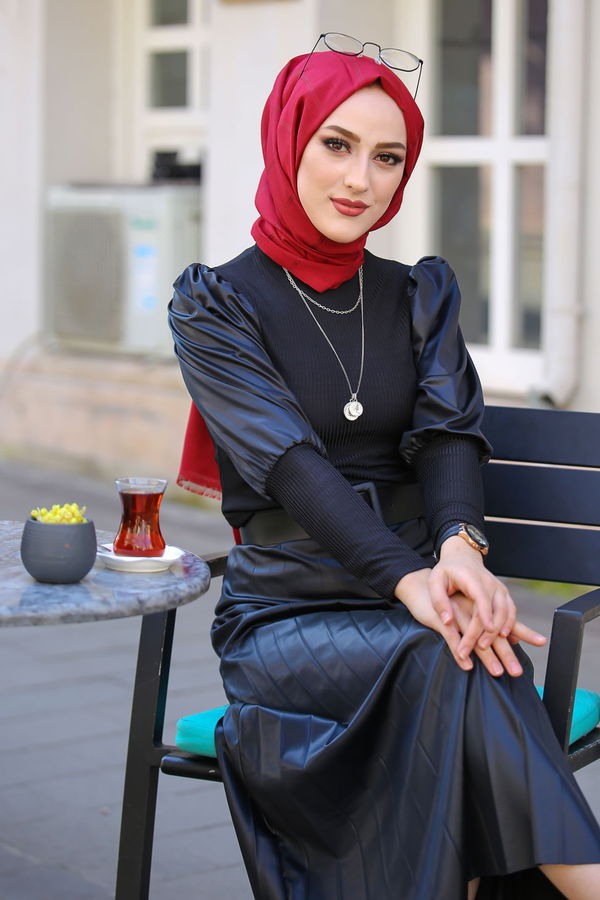 Plise Etek Bluz  Siyah - 1350