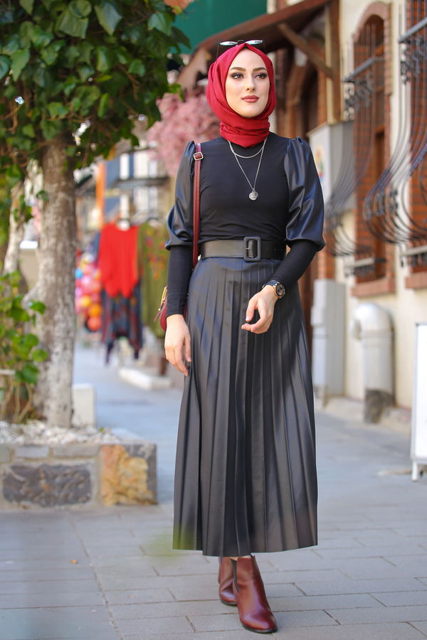 Plise Etek Bluz  Siyah - 1350