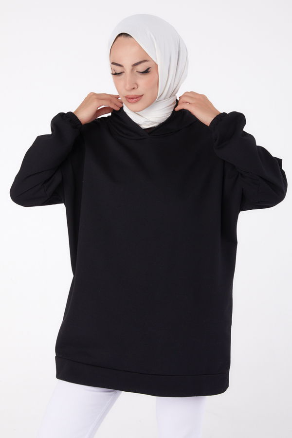Düz Kapşonlu Yaka Kadın Siyah Arkası Baskılı Sweatshirt - 13327