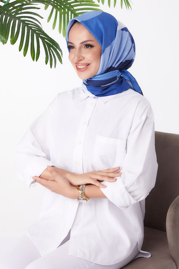 Düz Orta Kadın Lacivert Desenli Eşarp - 26148