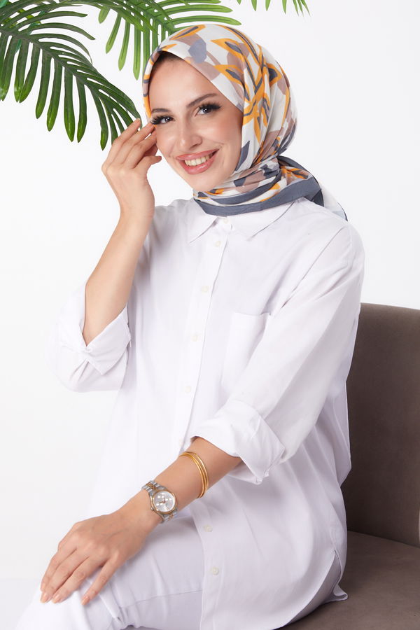 Düz Orta Kadın Sarı Desenli Eşarp - 26159 Sarı