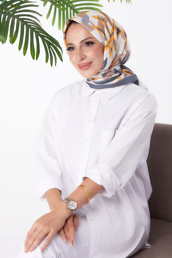 Düz Orta Kadın Sarı Desenli Eşarp - 26159 Sarı