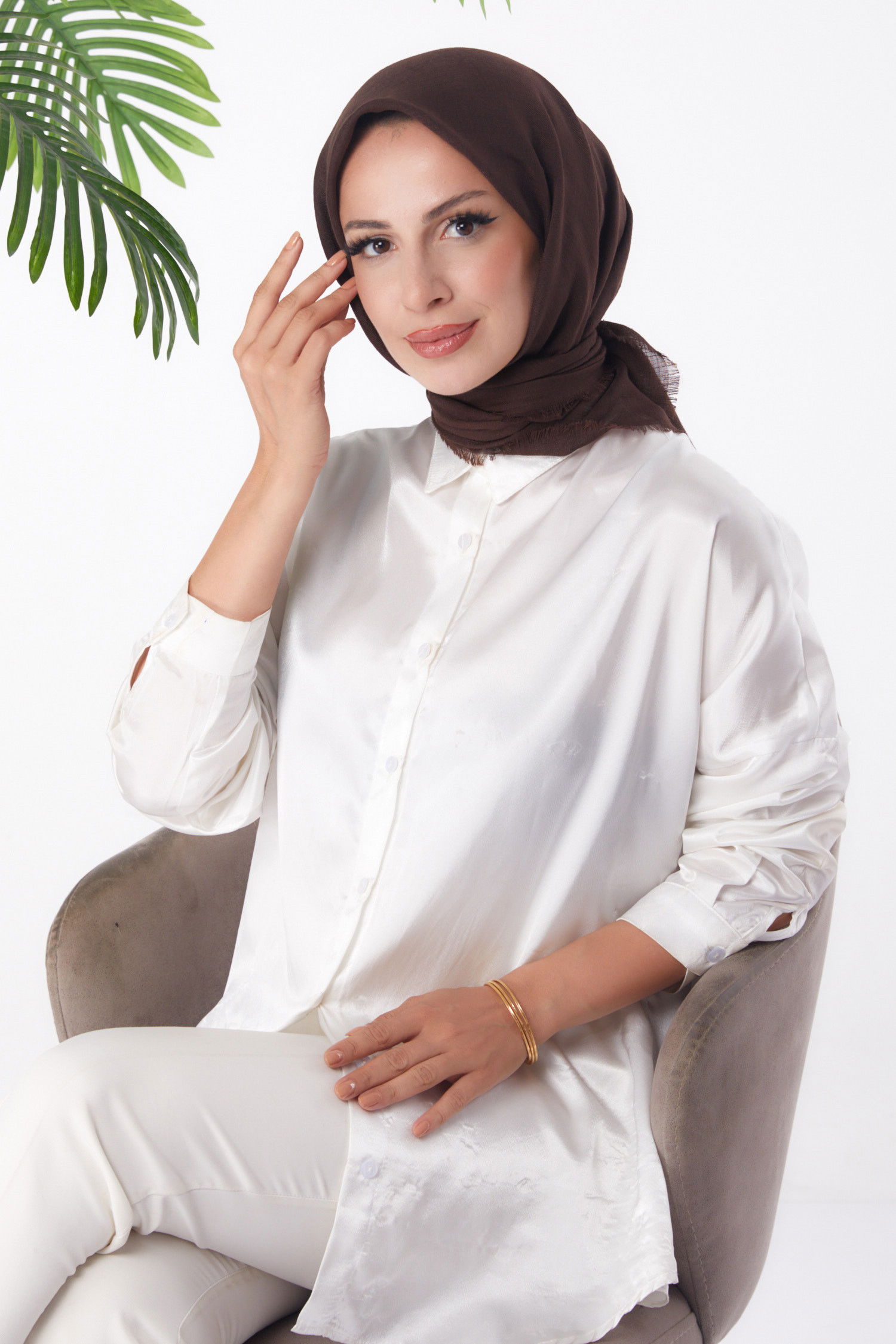 Düz Orta Kadın Kahverengi Eşarp - 26146 KAHVERENGİ