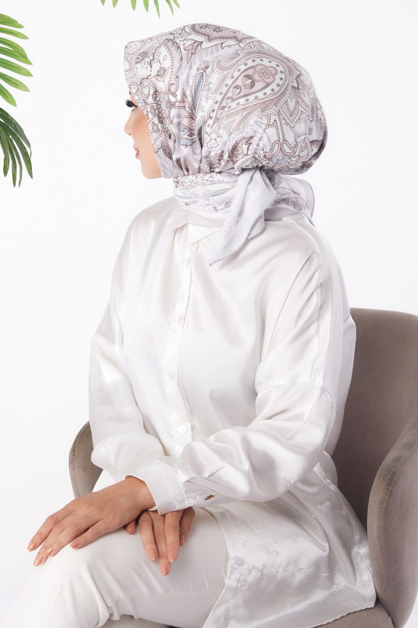 Düz Orta Kadın Beyaz Desenli Eşarp - 26154