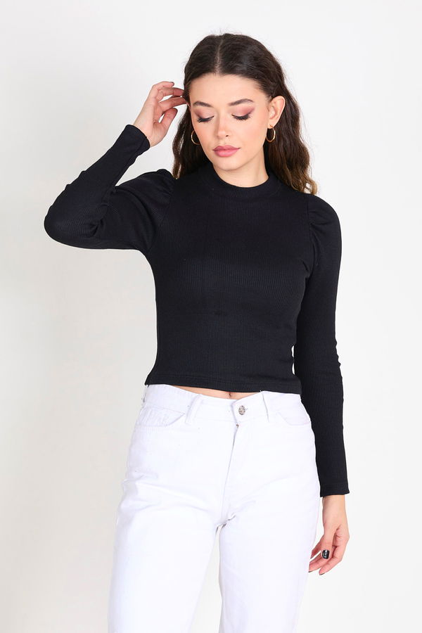 Düz Yarım Balıkçı Yaka Kadın Siyah Crop - 23389
