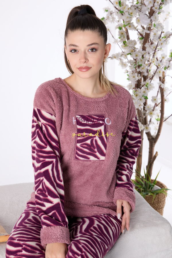 Düz Bisiklet Yaka Kadın Pembe Peluş Pijama Takımı - 23553 PEMBE