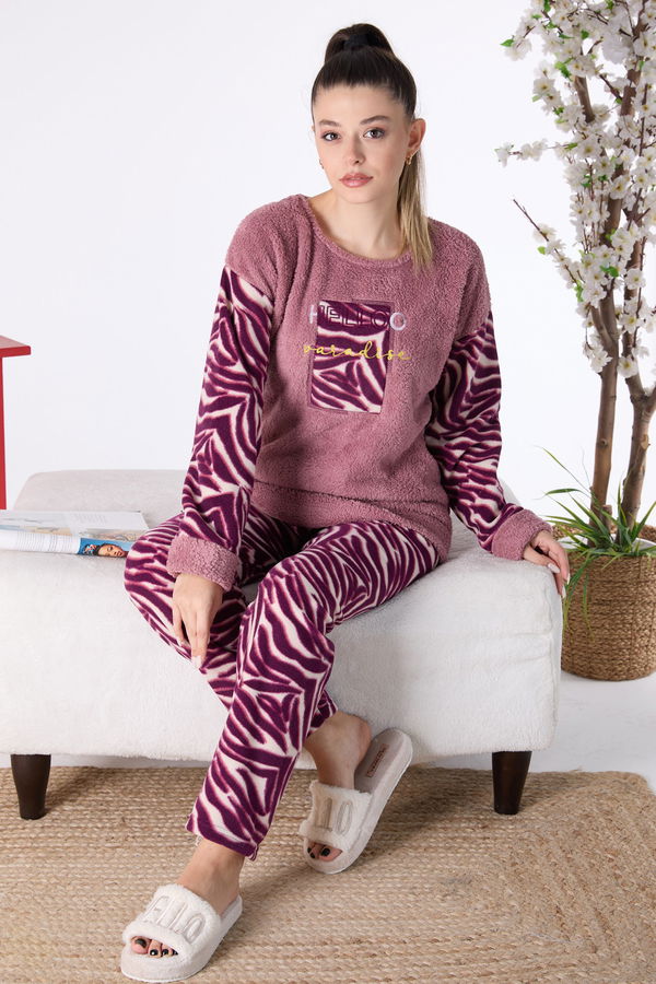 Düz Bisiklet Yaka Kadın Pembe Peluş Pijama Takımı - 23553 PEMBE