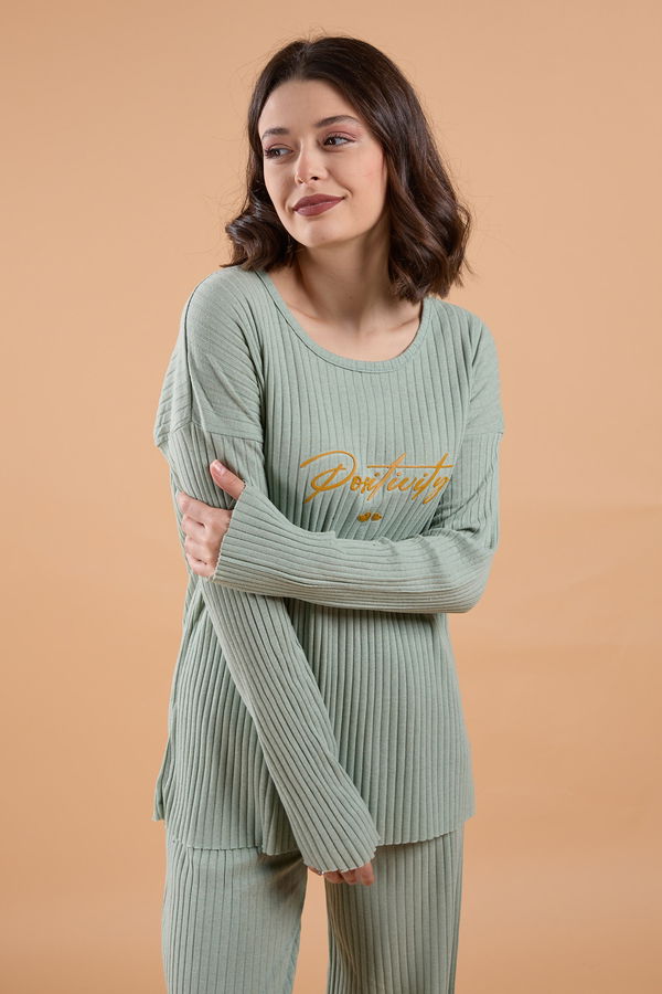 Düz Bisiklet Yaka Kadın Yeşil Pijama Takımı - 23647