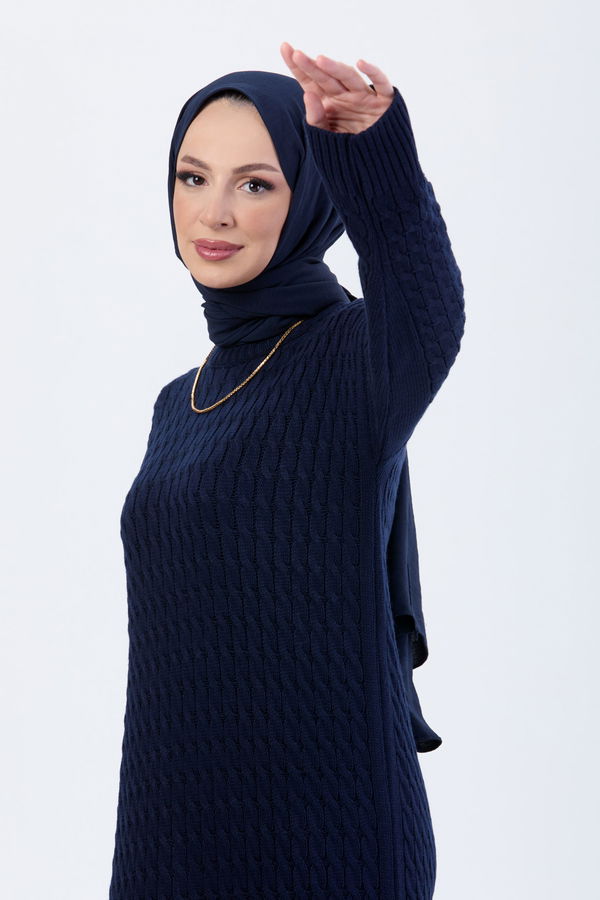 Düz Bisiklet Yaka Kadın Lacivert Triko Elbise - 24118 LACİVERT