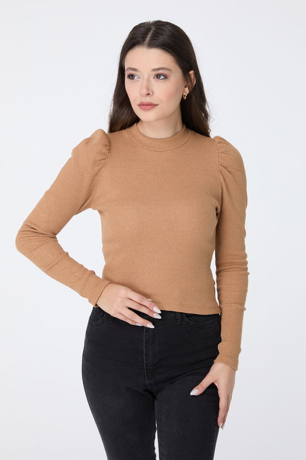 Düz Yarım Balıkçı Yaka Kadın Vizon Crop - 23389