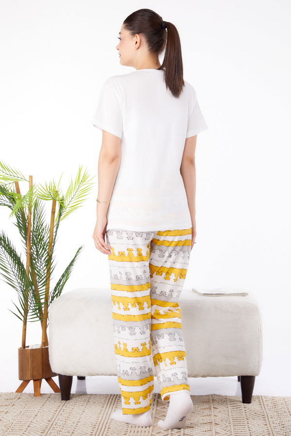Düz Bisiklet Yaka Kadın Sarı Baskılı Pijama Takımı - 25580