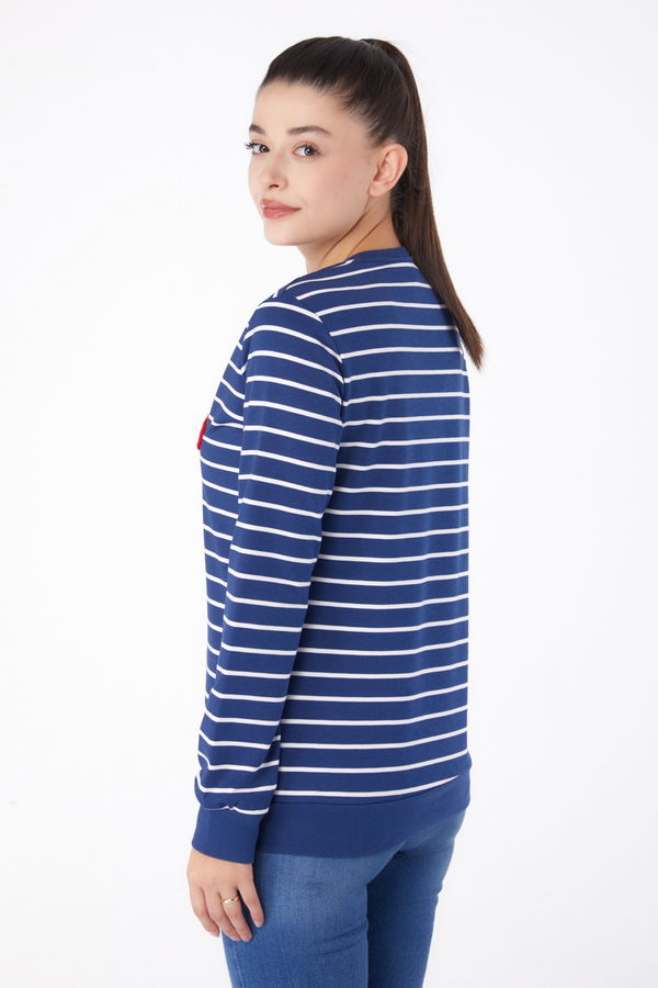 Düz Bisiklet Yaka Kadın Lacivert Nakışlı Sweatshirt - 26287 LACİVERT