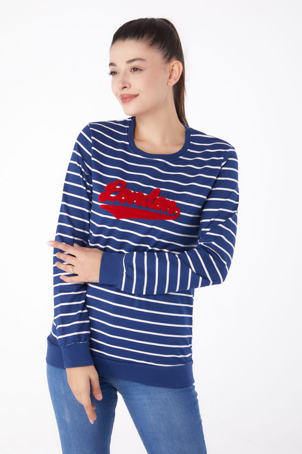 Düz Bisiklet Yaka Kadın Lacivert Nakışlı Sweatshirt - 26287 LACİVERT