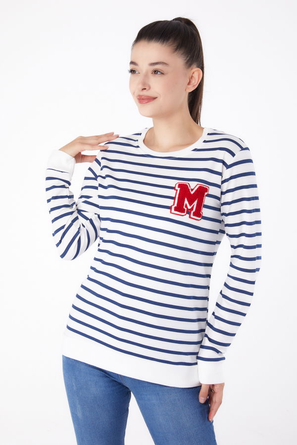 Düz Bisiklet Yaka Kadın Beyaz Nakışlı Sweatshirt - 26291 BEYAZ