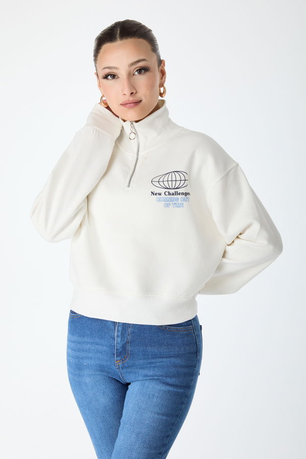 Düz Yarım Balıkçı Yaka Kadın Beyaz Yakası Fermuarlı Sweatshirt - 24272 BEYAZ