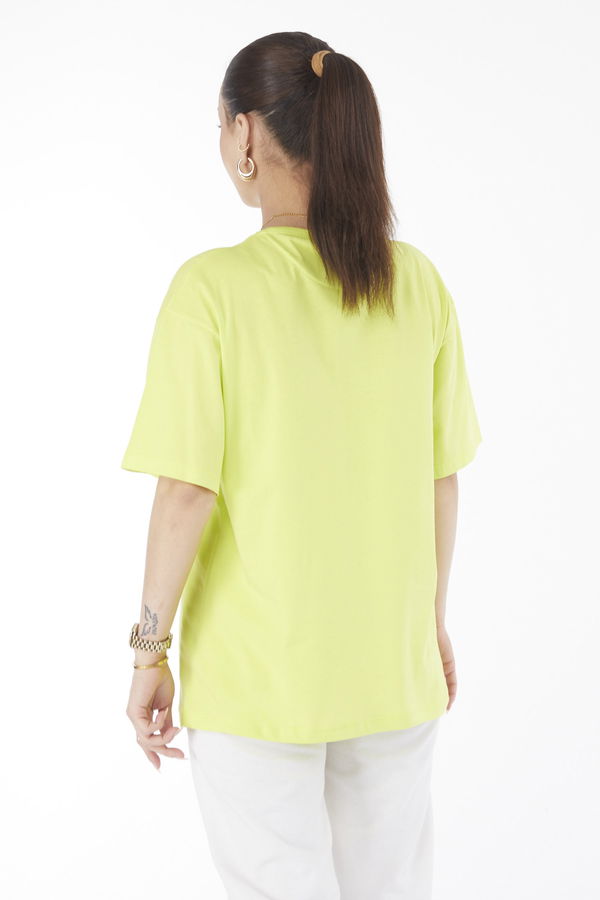 Düz Bisiklet Yaka Kadın Yeşil Kısa Kollu Baskılı T-shirt - 24643 YEŞİL