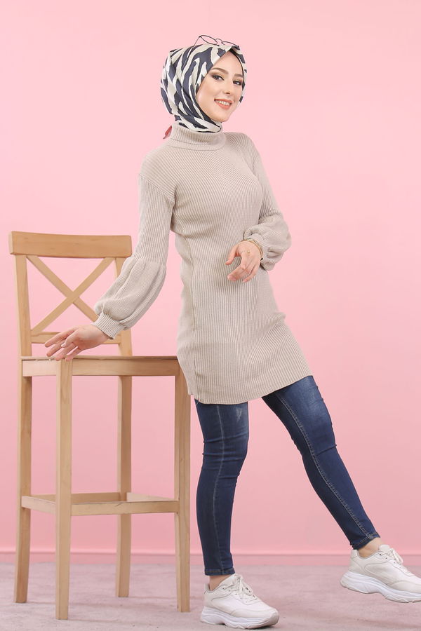 Düz Orta Kadın Bej Bogazlı Triko Tunik   - 8232