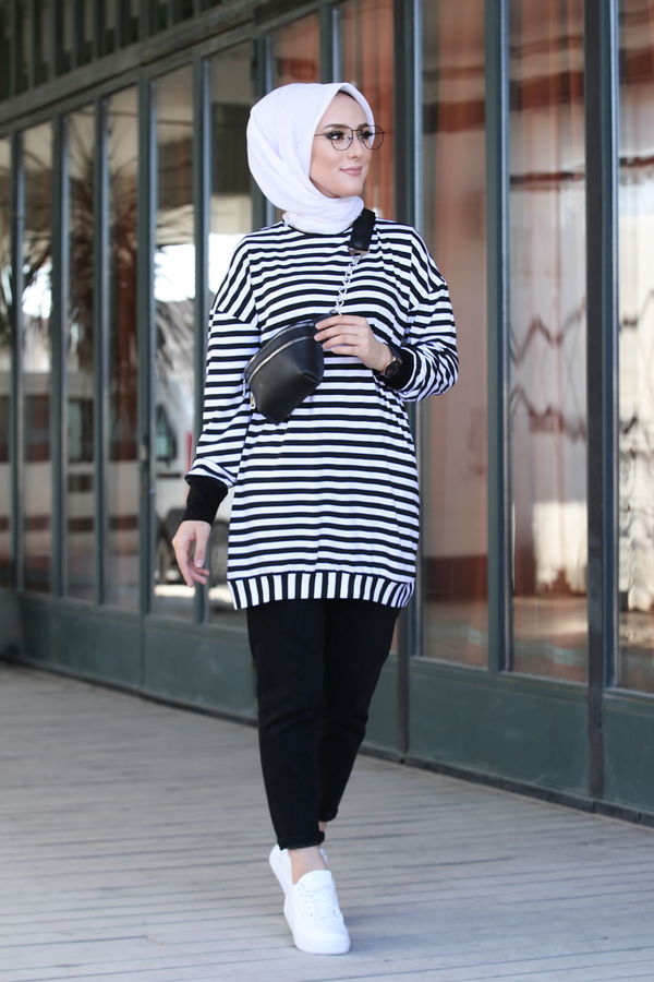 Düz Bisiklet Yaka Kadın Siyah 5259 TUNIK - 5259