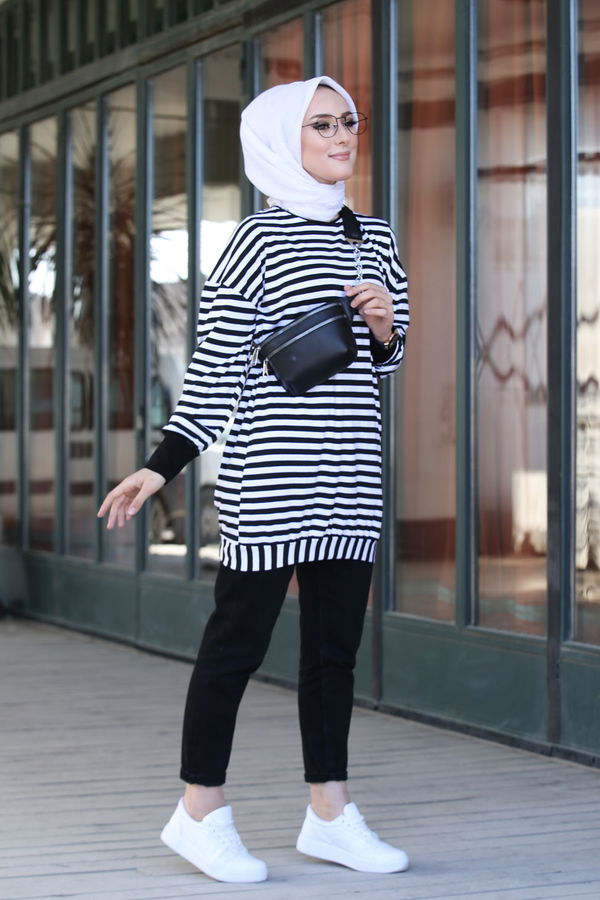 Düz Bisiklet Yaka Kadın Siyah 5259 TUNIK - 5259