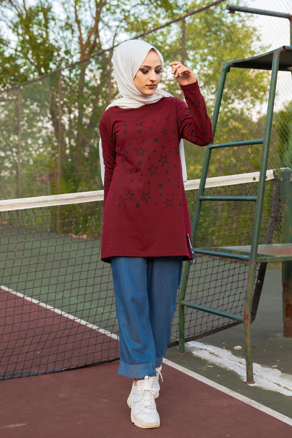 Düz Bisiklet Yaka Kadın Bordo Yıldız Baskılı Tunik - 8385