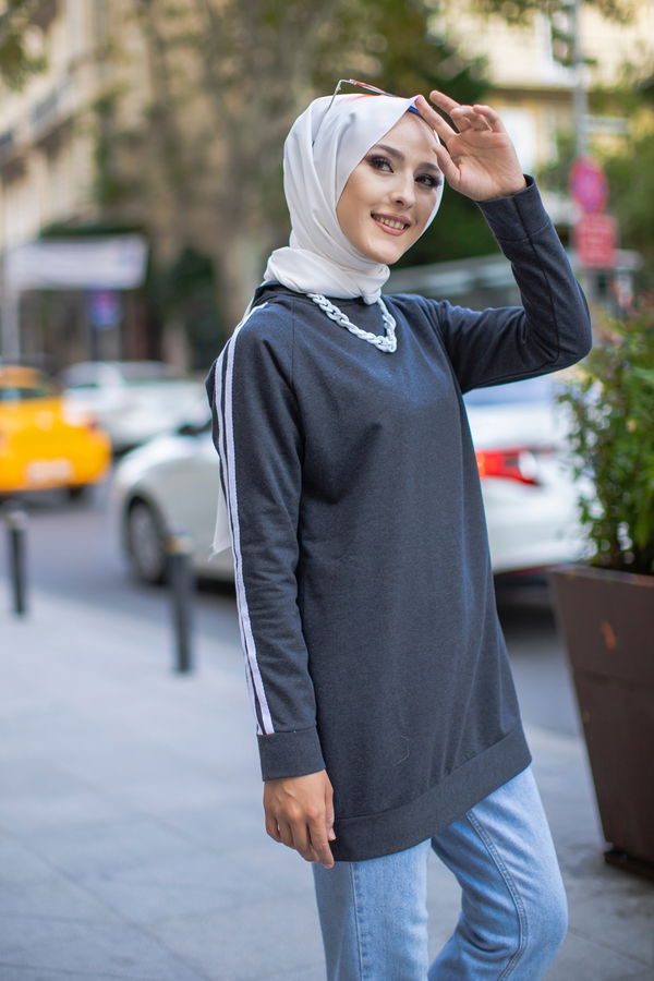 Düz Kapşonlu Yaka Kadın Antrasit KOL SERITLI TUNIK - 2828