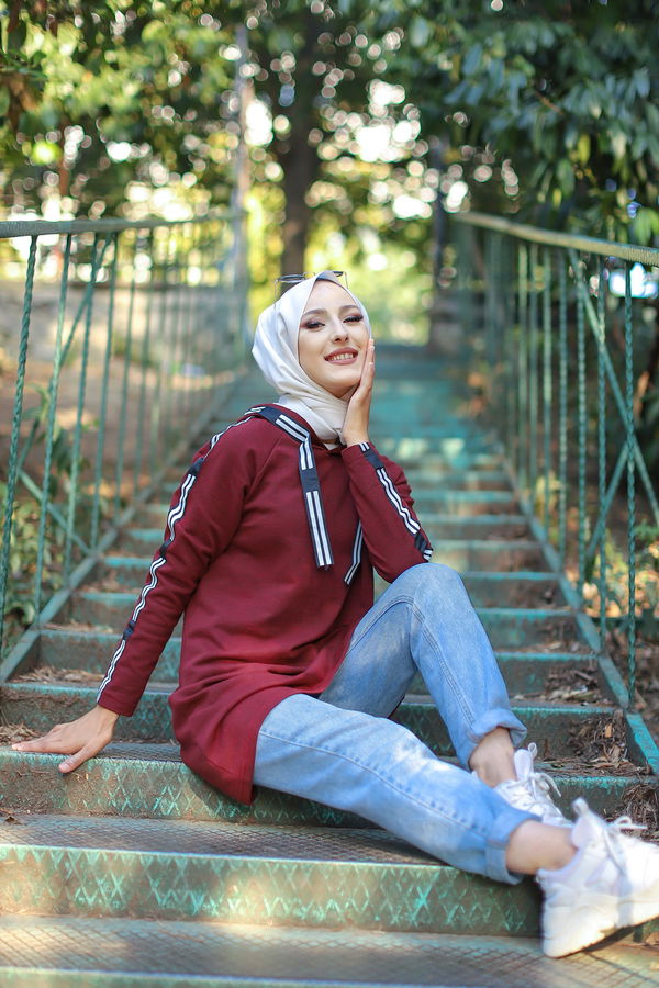 Düz Kapşonlu Yaka Kadın Bordo SERITLI TUNIK - 8358