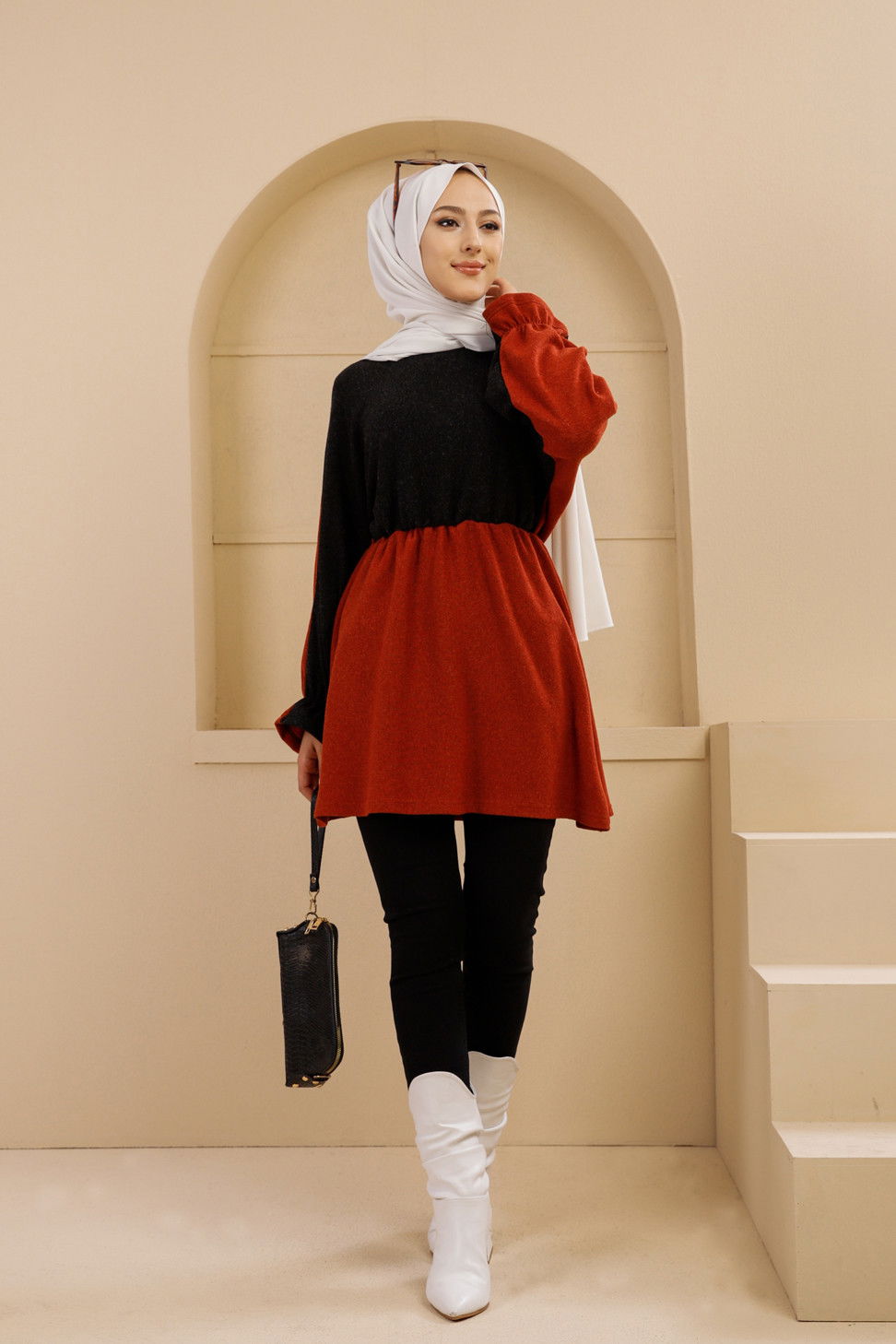 Düz Bisiklet Yaka Kadın Siyah 5282 TUNIK - 5282 SİYAH